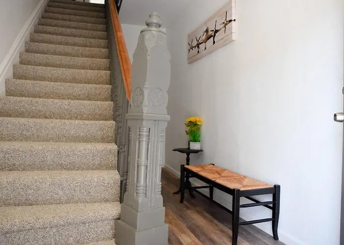Holiday home Stunning Big Near Downtown North Shore &